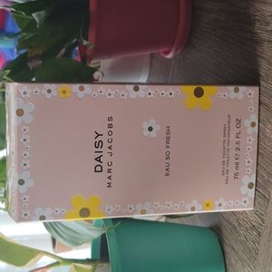 Marc Jacobs Daisy Eau So Fresh
